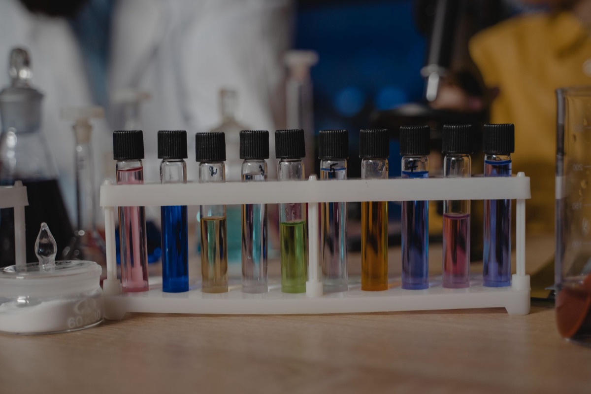 testo del pH del suolo con un kit di misura